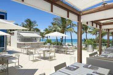 هتل Fontainebleau Miami Beach