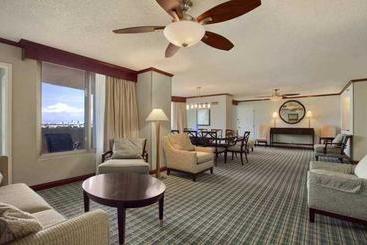 هتل Hilton Fort Lauderdale Airport