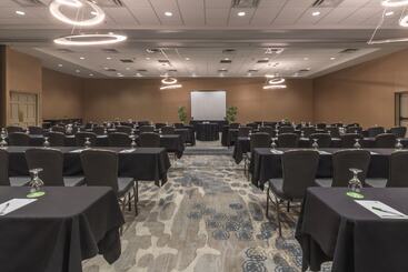 هتل Holiday Inn And Suites Phoenix Airport North, An Ihg