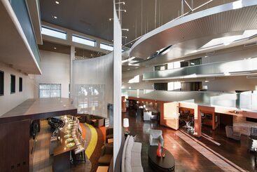 هتل Holiday Inn And Suites Phoenix Airport North, An Ihg