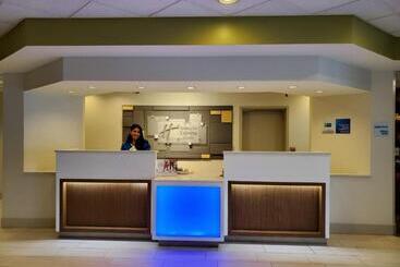 Holiday Inn Express Hotel & Suites Miami   Hialeah, An Ihg