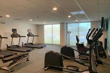 Holiday Inn Express Hotel & Suites Miami   Hialeah, An Ihg