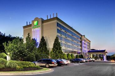 هتل Holiday Inn Express   Atlanta Kennesaw, An Ihg