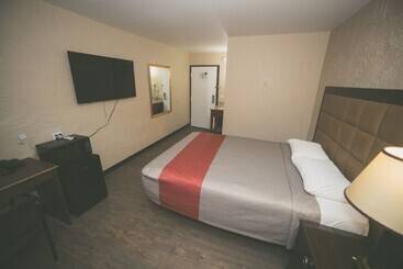 هتل Economy Inn