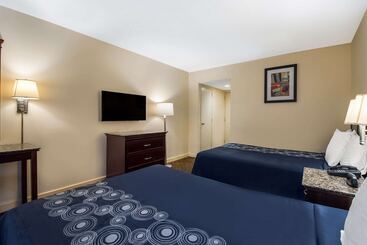 هتل Rodeway Inn