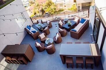 Porto Vista Hotel In Little Italy