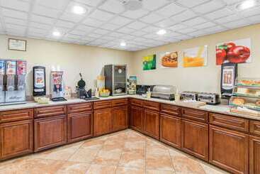 هتل Quality Inn Edisonnew Brunswick