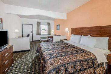 هتل Quality Inn
