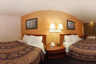 هتل Quality Inn