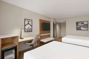 Radisson Hotel Salt Lake City Downtown