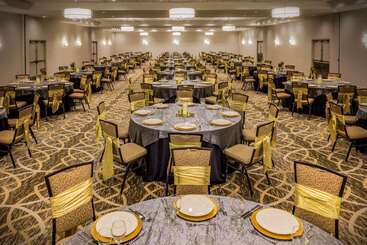 Radisson Hotel Salt Lake City Downtown