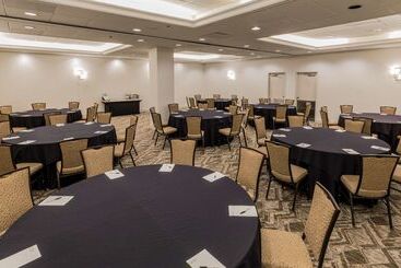 Radisson Hotel Salt Lake City Downtown
