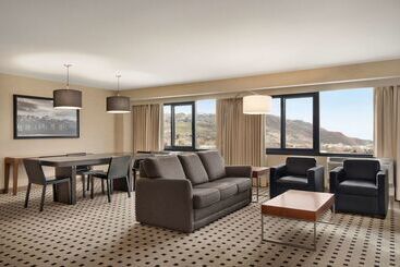 Radisson Hotel Salt Lake City Downtown
