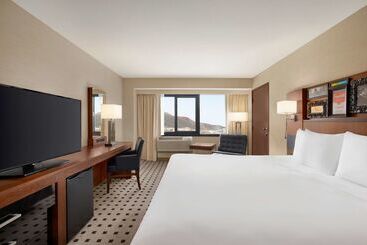 Radisson Hotel Salt Lake City Downtown