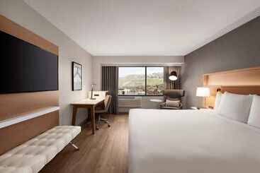 Radisson Hotel Salt Lake City Downtown