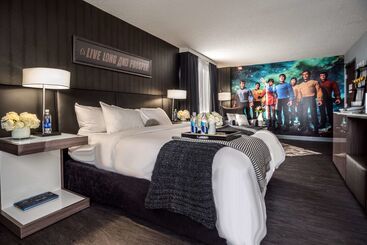 هتل The Curtis Denver  A Doubletree By Hilton