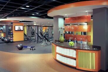 هتل The Curtis Denver  A Doubletree By Hilton