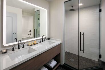 هتل The Royal Sonesta Chicago Downtown