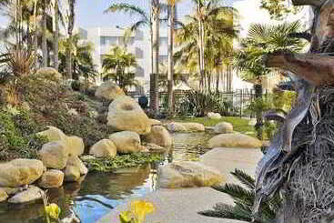 هتل Ventura Beach Marriott