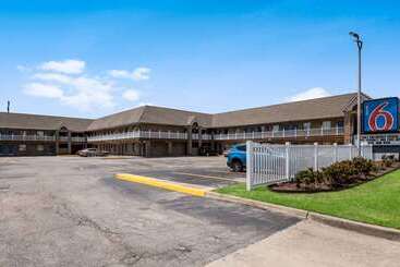 Motel 6 Portsmouth, Va