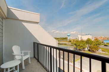 Sea Bay Hotel