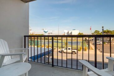 Sea Bay Hotel