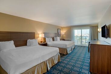 Sea Bay Hotel