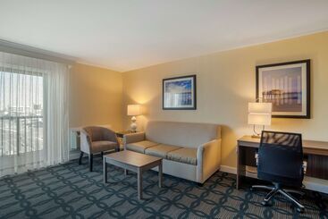 Sea Bay Hotel