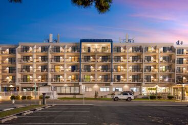 Sea Bay Hotel