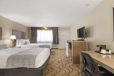Surestay Plus Hotel By Best Western Sacramento North