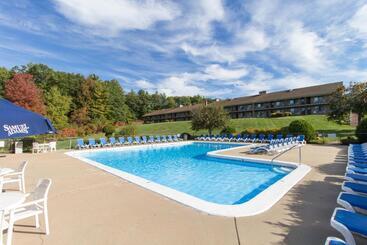 Fox Ridge Resort
