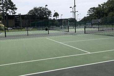 Hilton Head Island Beach And Tennis Resort