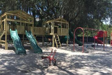 Hilton Head Island Beach And Tennis Resort