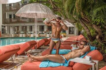 هتل AxelBeach Miami South Beach - Adults Only