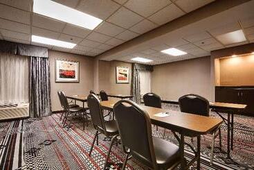 The Hotel At Dayton South