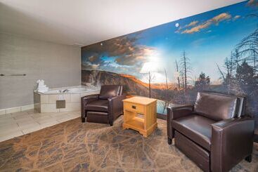 هتل Best Western Plus Grantree Inn