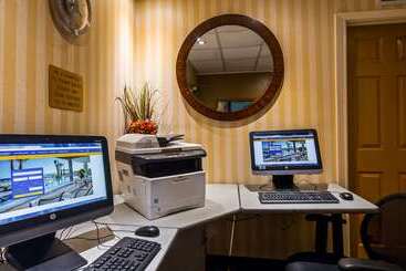 هتل Best Western Plus Grosvenor Airport