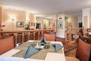 هتل Best Western Plus Grosvenor Airport