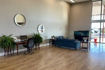 هتل Big Chile Inn & Suites