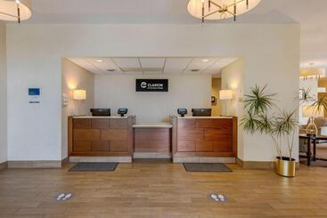 هتل Clarion Inn Elmira Horseheads