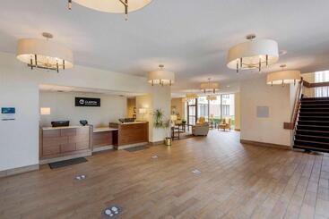 هتل Clarion Inn Elmira Horseheads