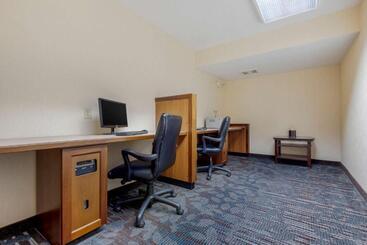 هتل Clarion Inn Elmira Horseheads