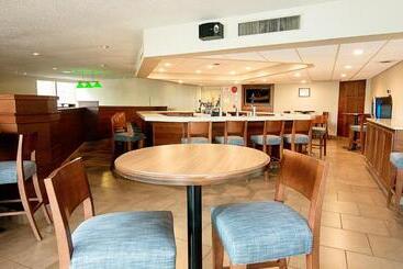 هتل Clarion Inn Elmira Horseheads