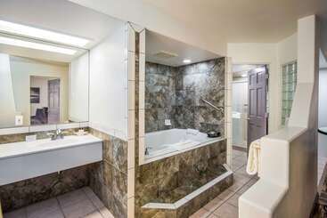 هتل Clarion Inn Grand Junction