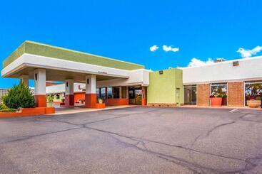 هتل Clarion Inn Grand Junction