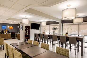 هتل Comfort Inn Greenville  Haywood Mall
