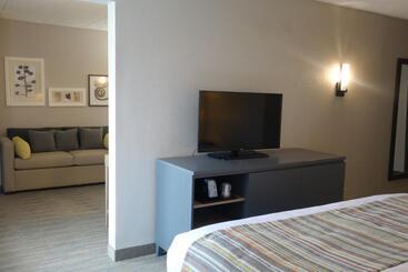 هتل Country Inn & Suites By Radisson, La Crosse, Wi