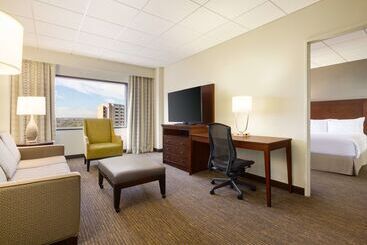 Doubletree By Hilton Houston Medical Center Hotel & Suites