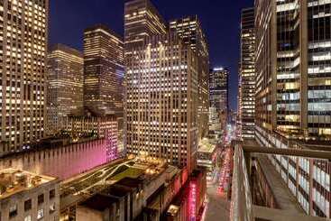 هتل Doubletree By Hilton New York Midtown Fifth Ave