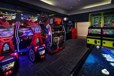 هتل Doubletree By Hilton Phoenix Mesa